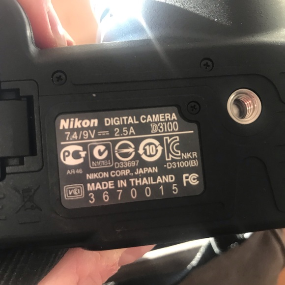 Nikon D3100 and two Lens - Picture 8 of 8